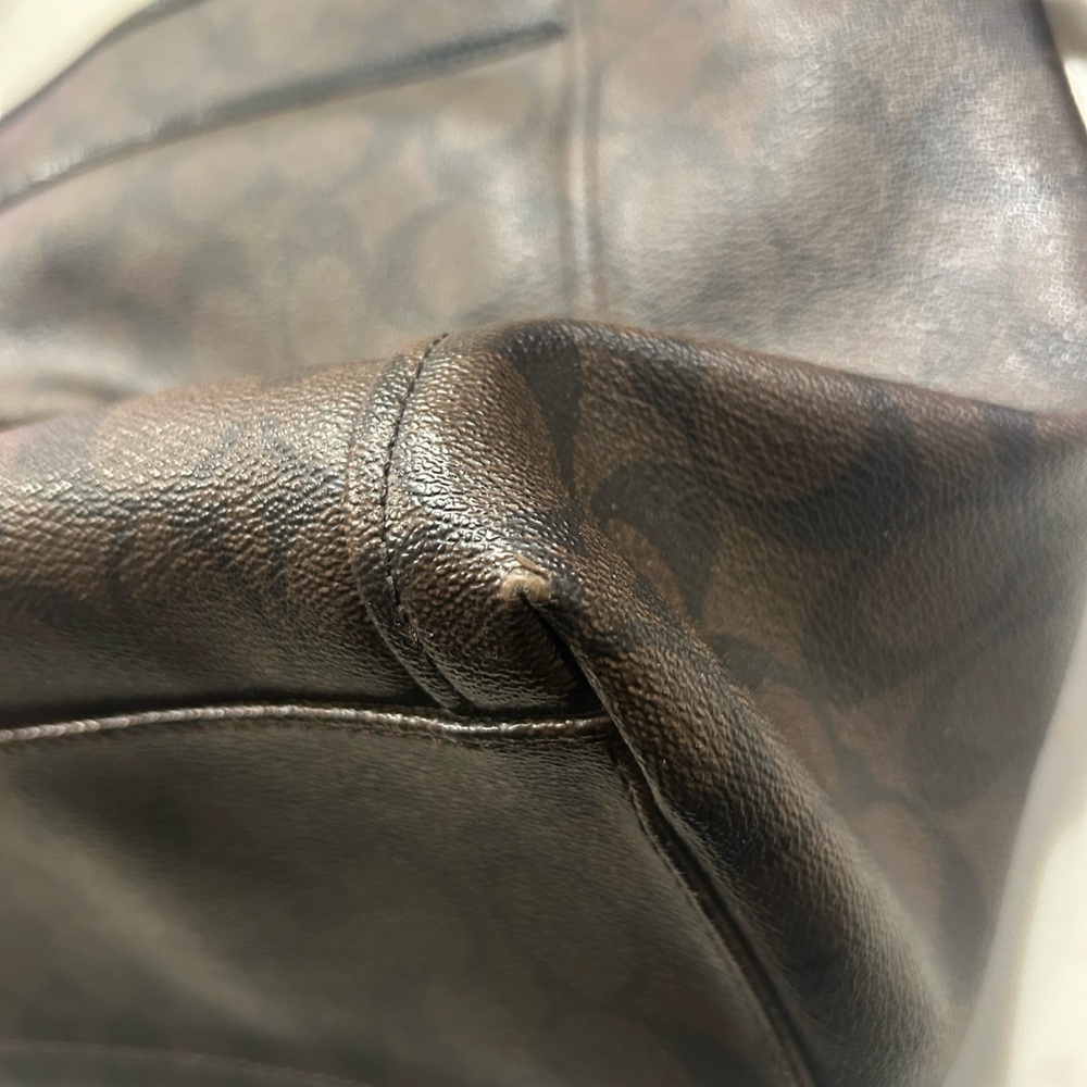 Coach Peyton Signature Pocket Tote Black and Brown Signature - Picture 8 of 9